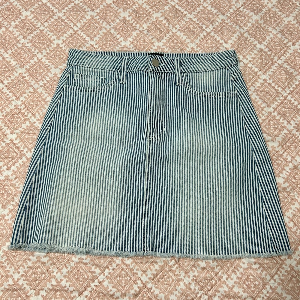 Just Black Skirt Women’s Medium Blue Denim A-Line Stripped Mini Skirt